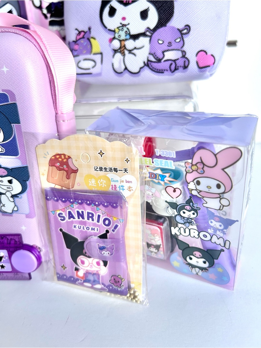 💜(KUR341) Kuromi Adorable 10-Piece Fun Bundle! - Picture 9 of 11